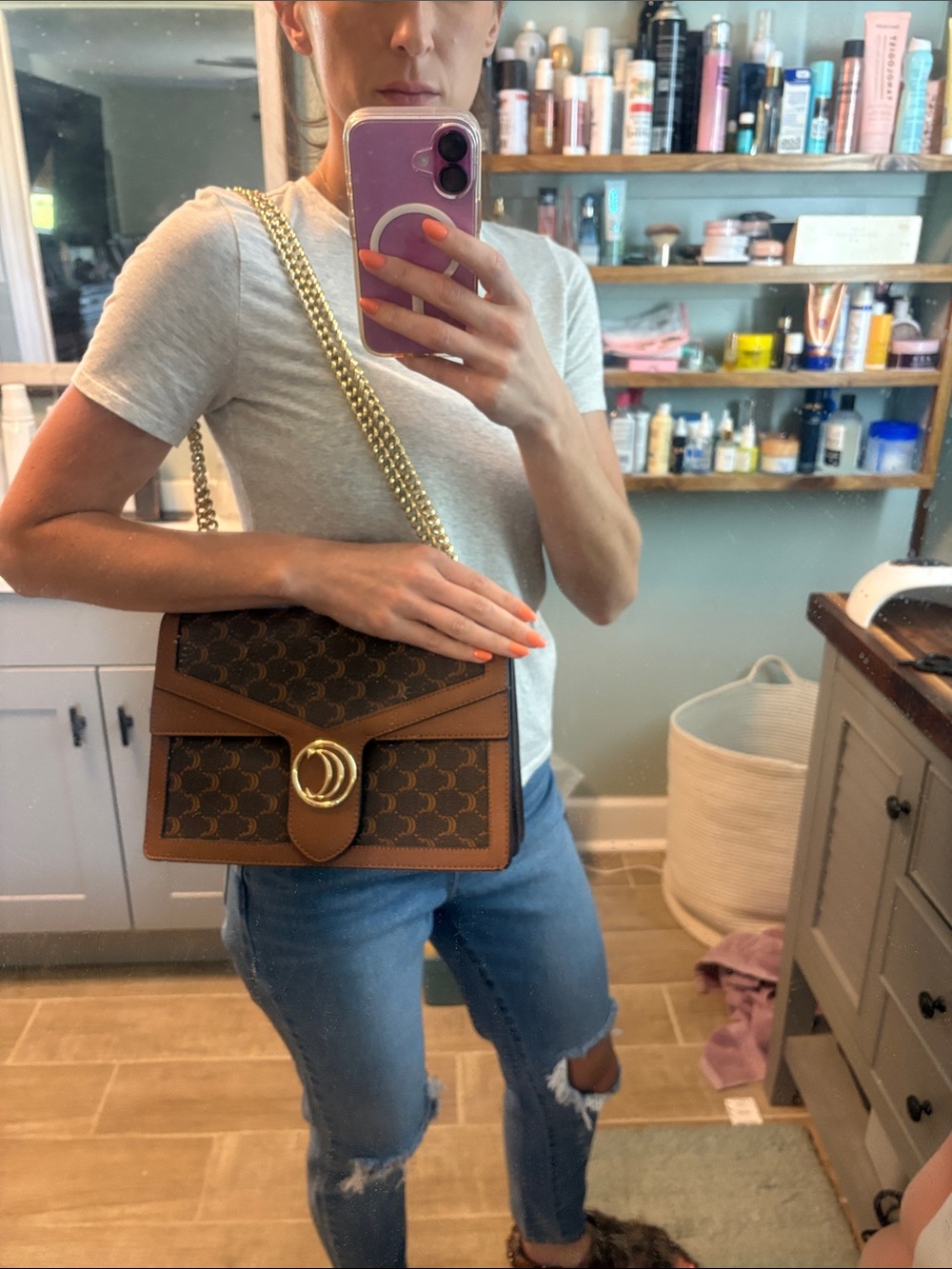 Amazon Brown Signature Chain-Strap Shoulder Bag with Gold Hardware